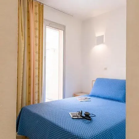Livia Hotel 2*